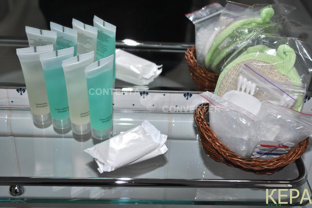 Kera Hotel Nesterenki Ruang foto